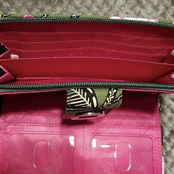 NWOT! Vera Bradley Retired Pattern Olivia Pink - Picture 4 of 4